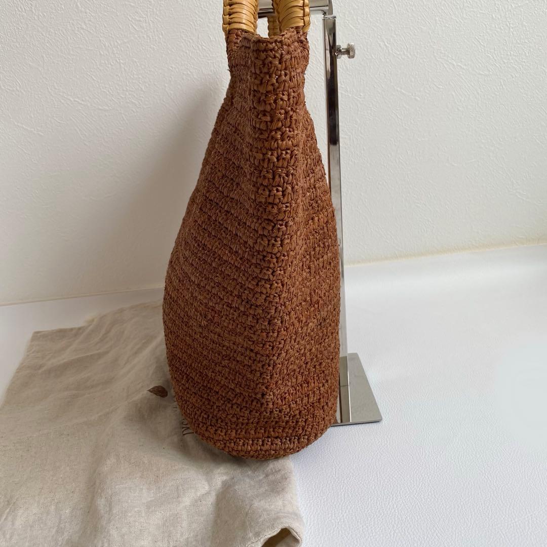 極美品　ヘレンカミンスキー　ラフィア　レザーハンドル ラフィアトートバッグ