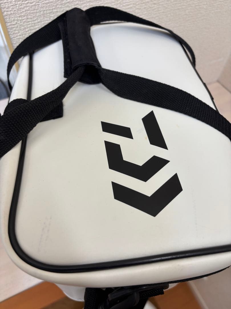 最終価格　ダイワ　トーナメントX2500LBAバッグウキセット