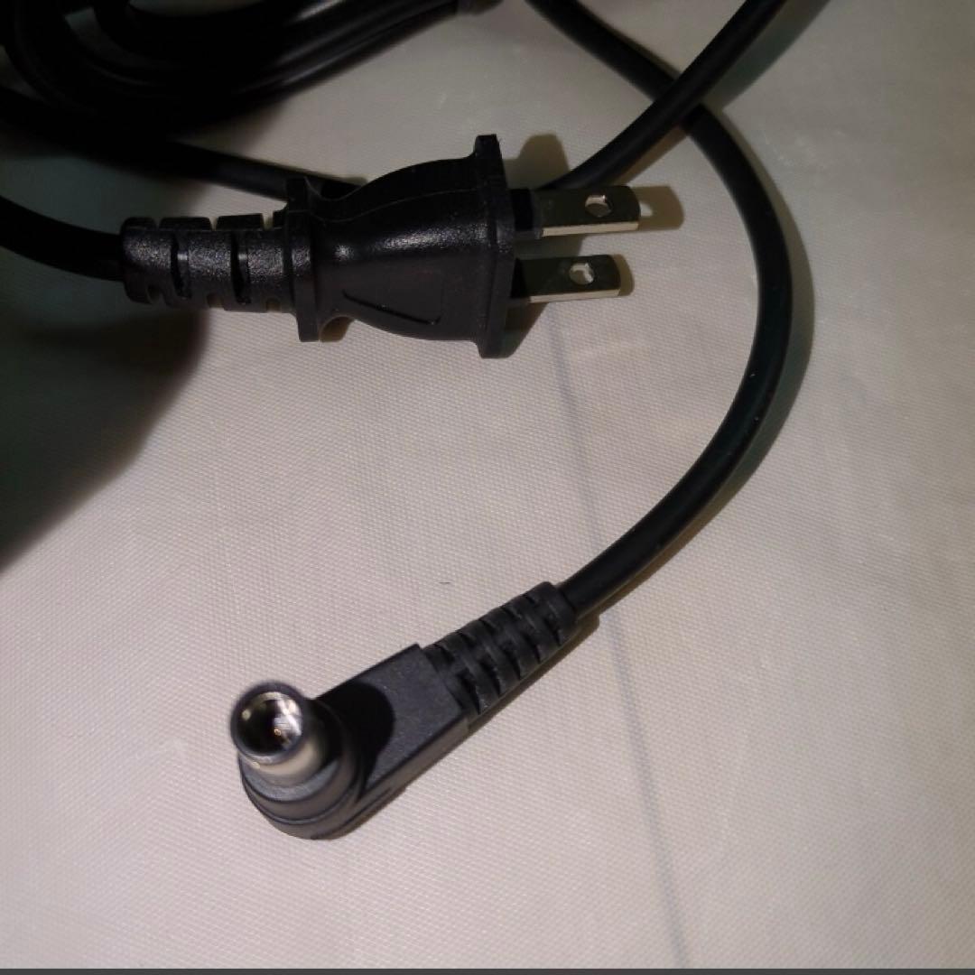 【ヤ13】docomo  5G HR02 Wi-Fiホームルーター