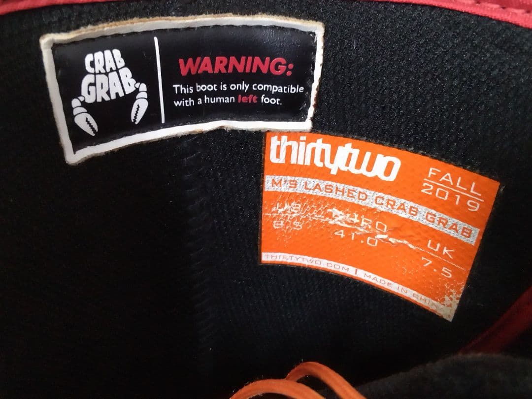 スノーボード THIRTYTWO LASHED CRAB GRAB 26.5cm