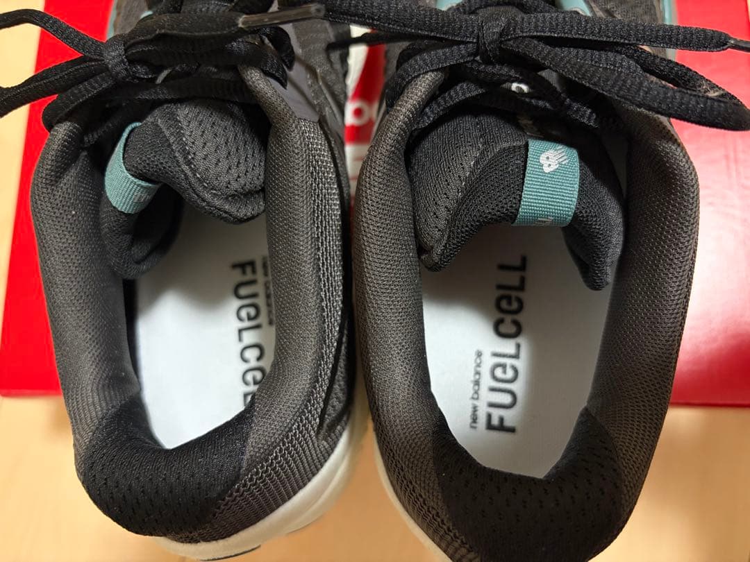 New Balance FuelCell 996v6 Omniテニスシューズ