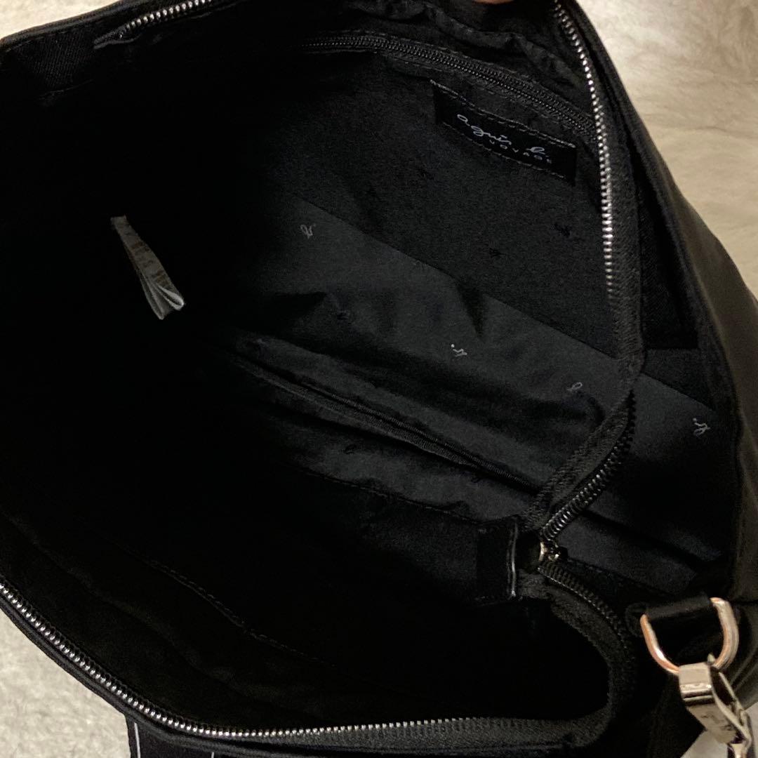 極美品 アニエスべー ナイロンショルダーバッグ　斜め掛け ロゴテープ