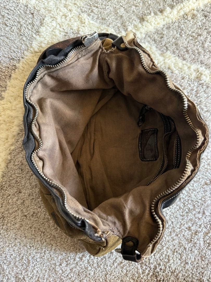 Delle Cose 激レア レザー切替　ミリタリーショルダーバッグ