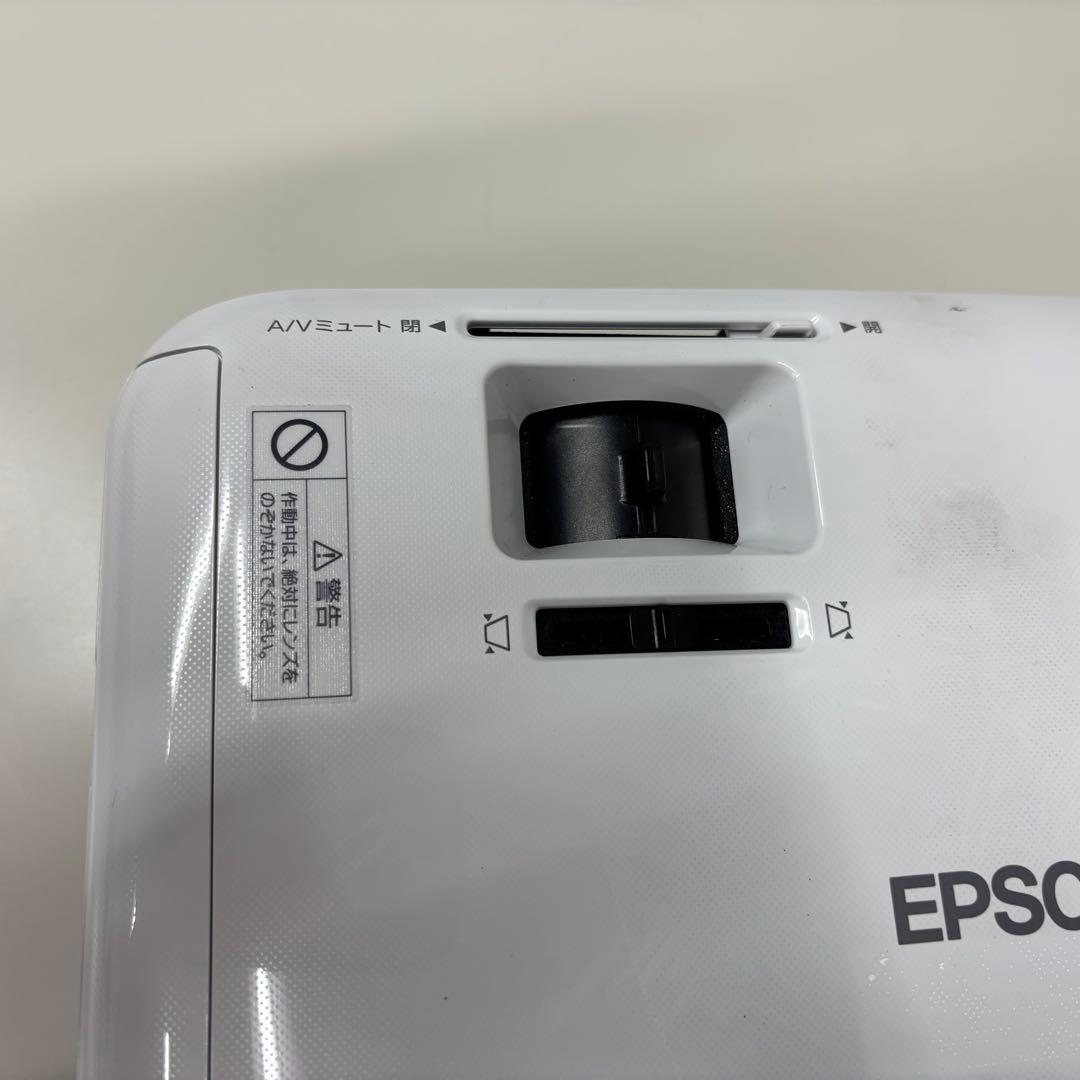 EPSON プロジェクターEB-S05　ランプ155時間