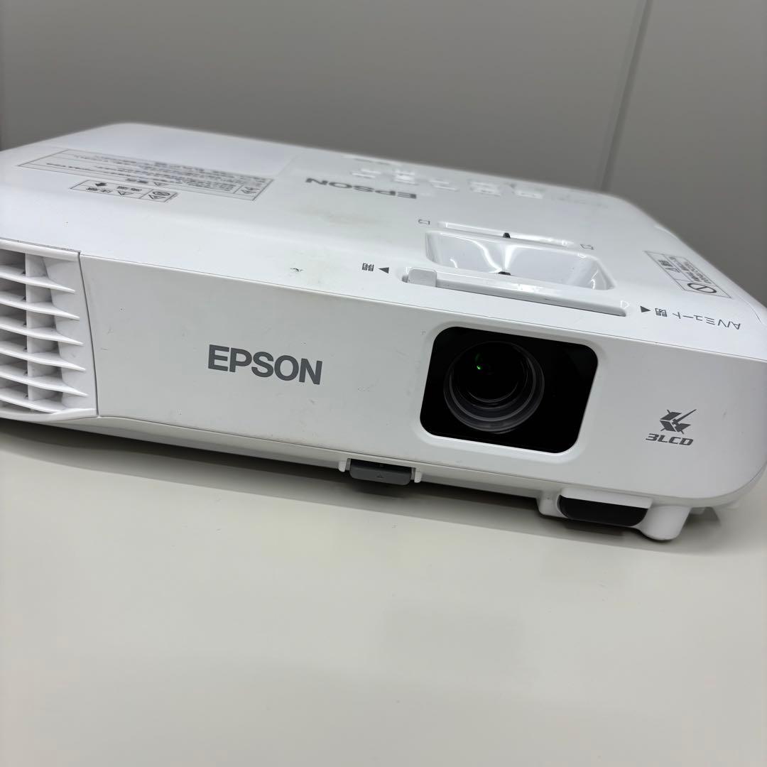 EPSON プロジェクターEB-S05　ランプ155時間