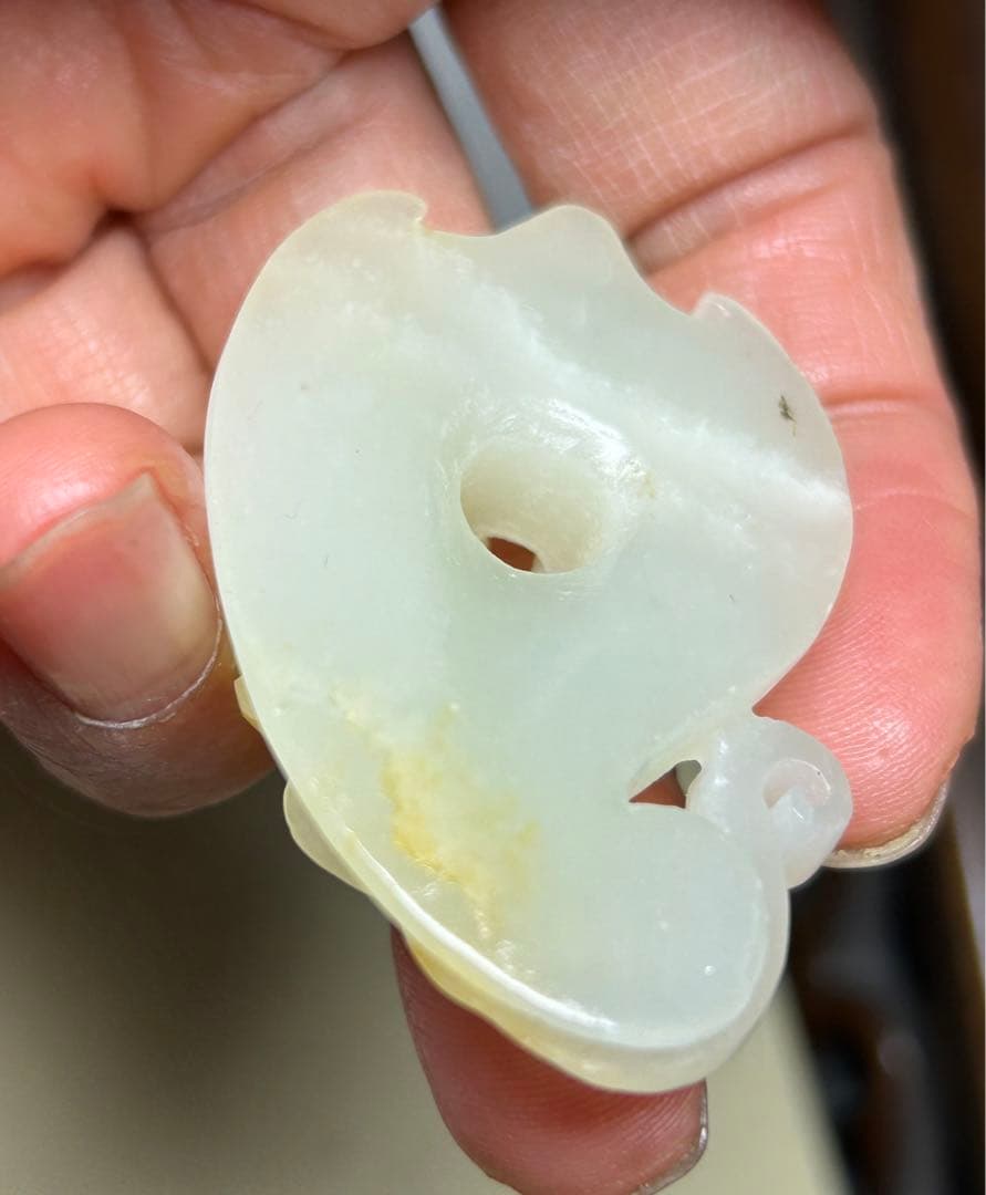 美品　和田白玉「貔貅（ひきゅう）吊飾」