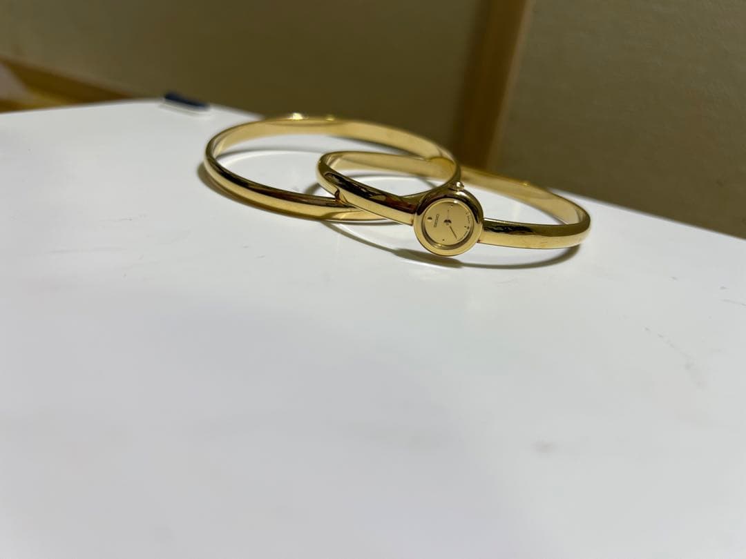 SEIKO ゴールド バングル時計
