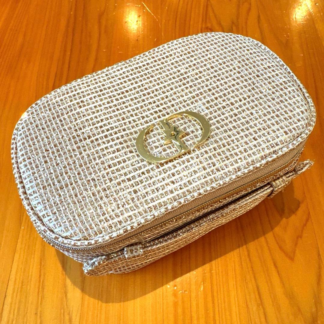 11/15本日まで！限定値下げ☆ディオール カプチュール ホリデー (限定品)