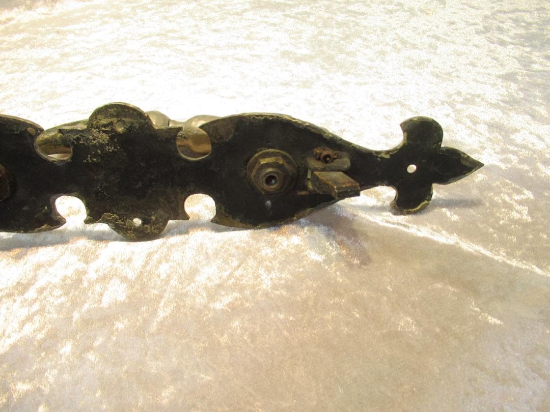 ドアノブ　真鍮