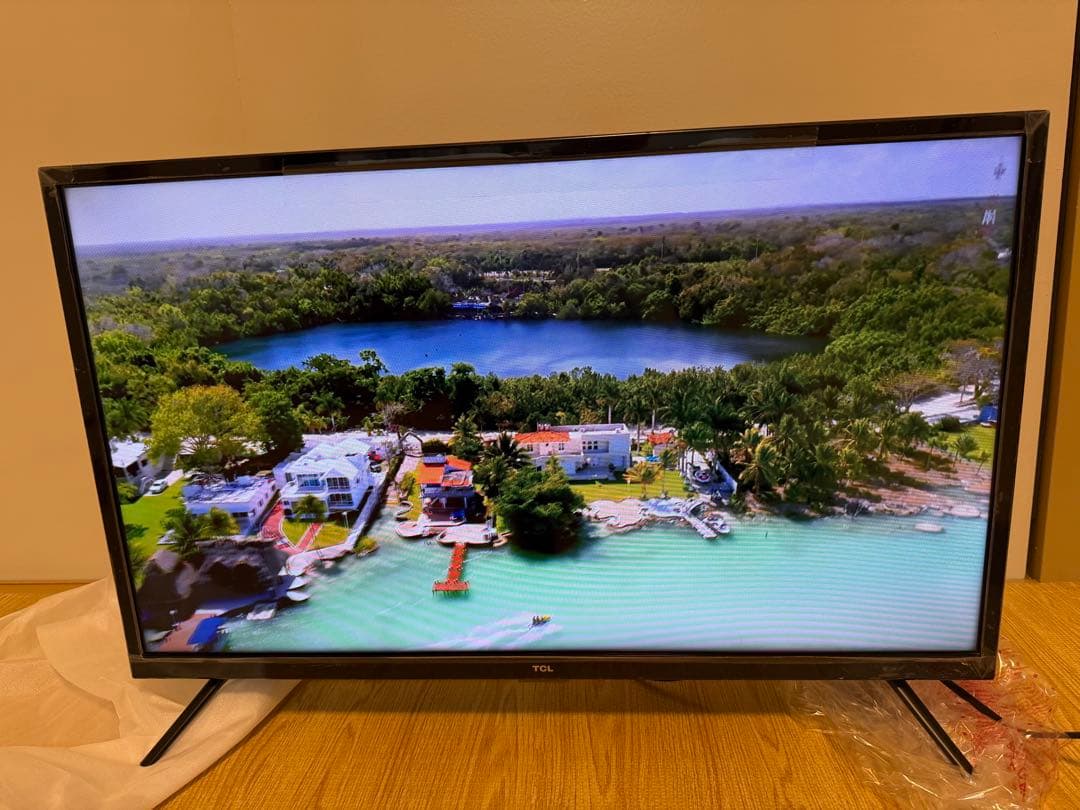 TCL 32S516E 32型2023年製⭕️ 地上 、BS/CS、スマートテレビ