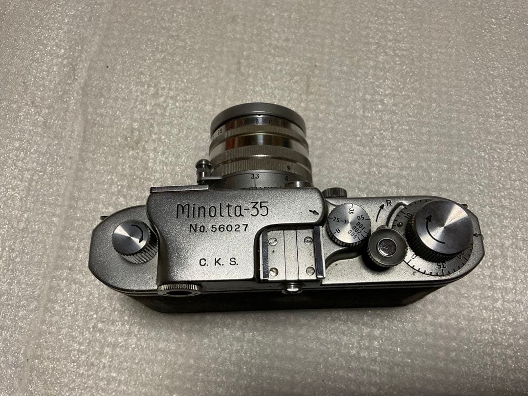 ミノルタ・３５。C.K.S。【昭和レトロフィルム式カメラ　カバア付き】。
