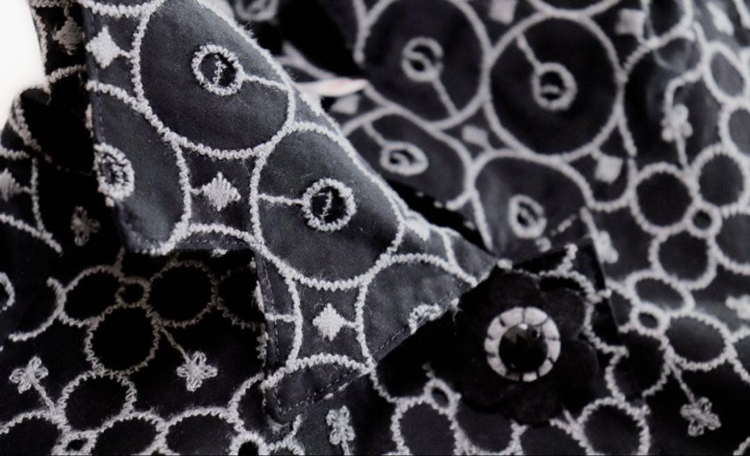 新品未使用品　希少　アルベロベロ　総刺繍　ブタさん　シャツ　羽織り　黒灰系