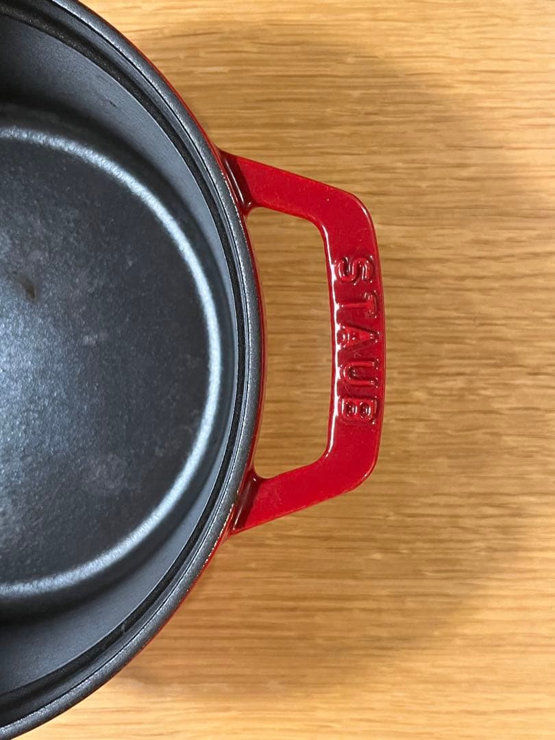 STAUB ピコ ココット ラウンド チェリーレッド 18cm