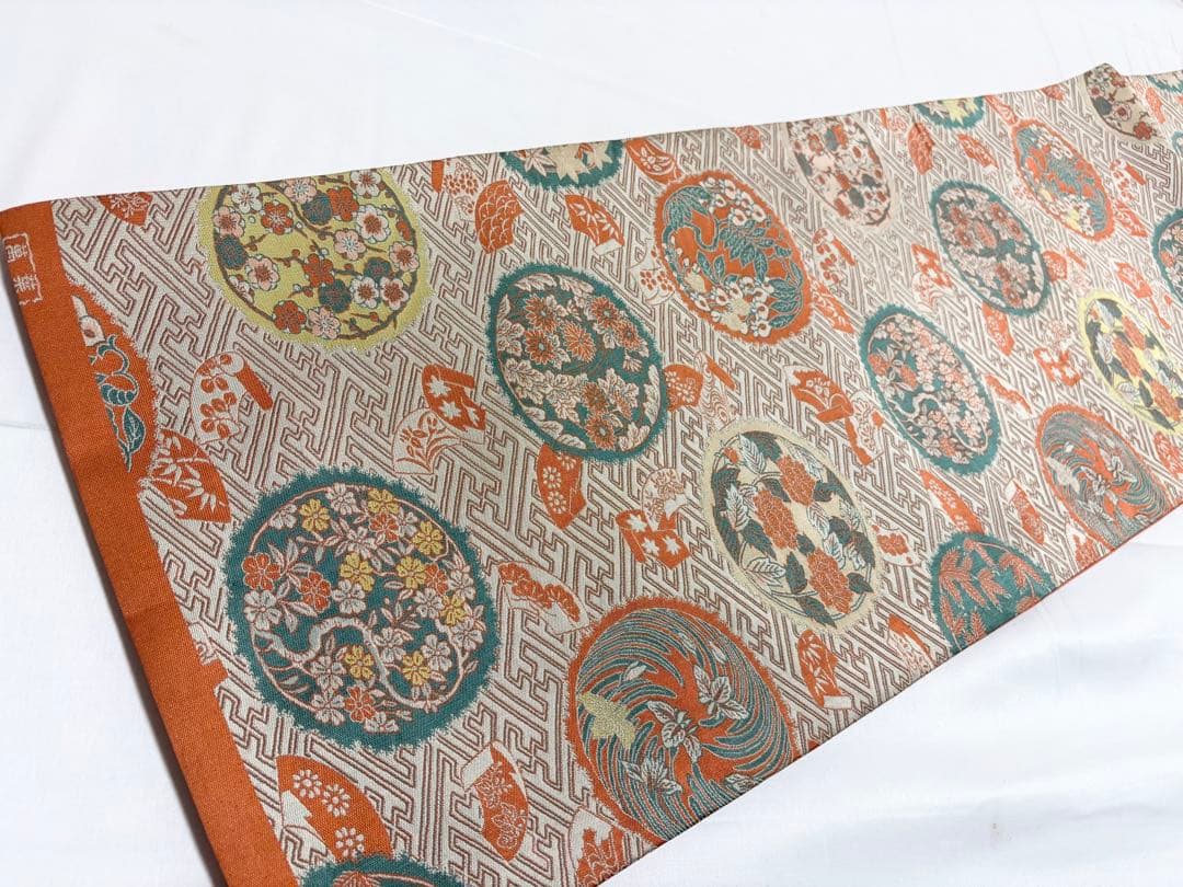 A 山喜織物謹製 萬葉 花々模様 グレー 正絹 全通 袋帯 O49