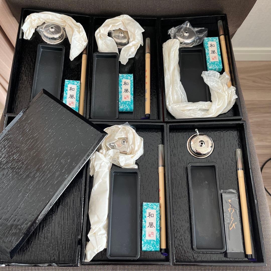 茶道具　硯箱五段　黒掻合塗