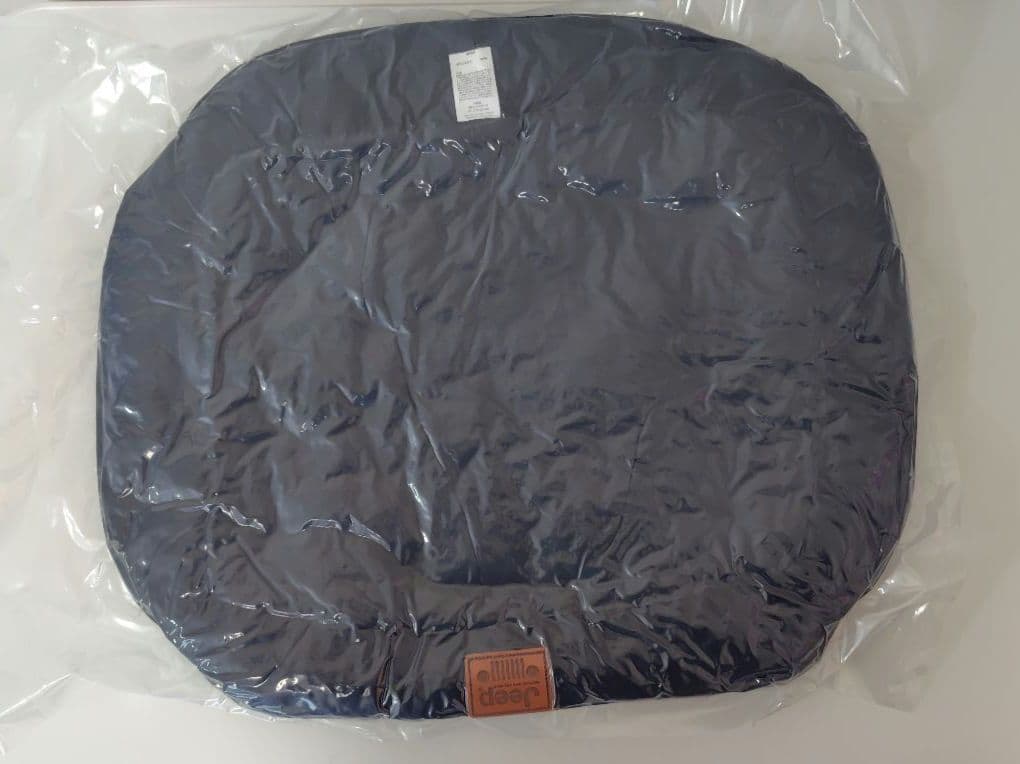 Jeep ドライブベッド、ボアベッド、ブランケット、トイ ４点セット