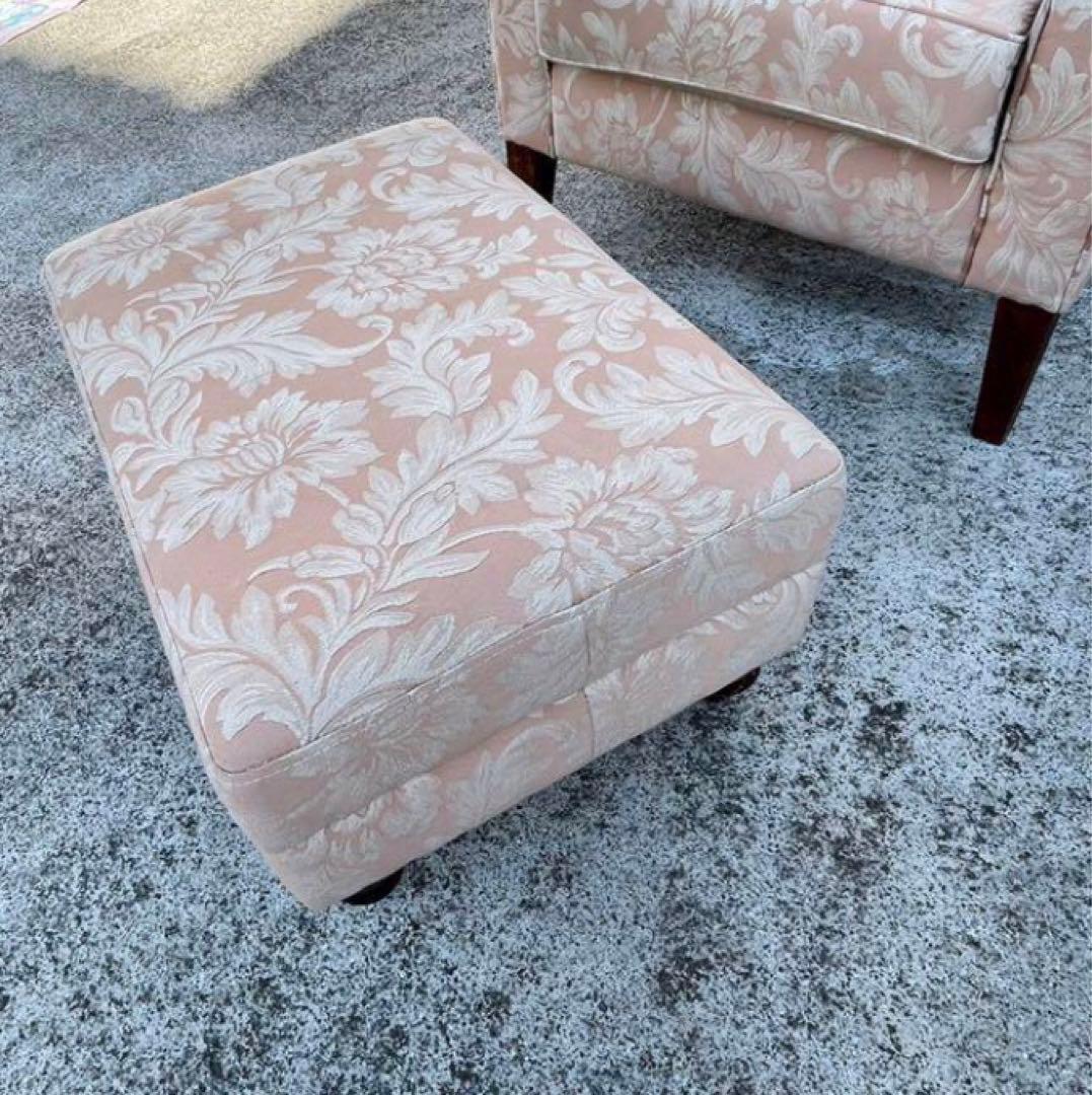 人気のヴィンテージ ヨーロピアン オットマン　スツール