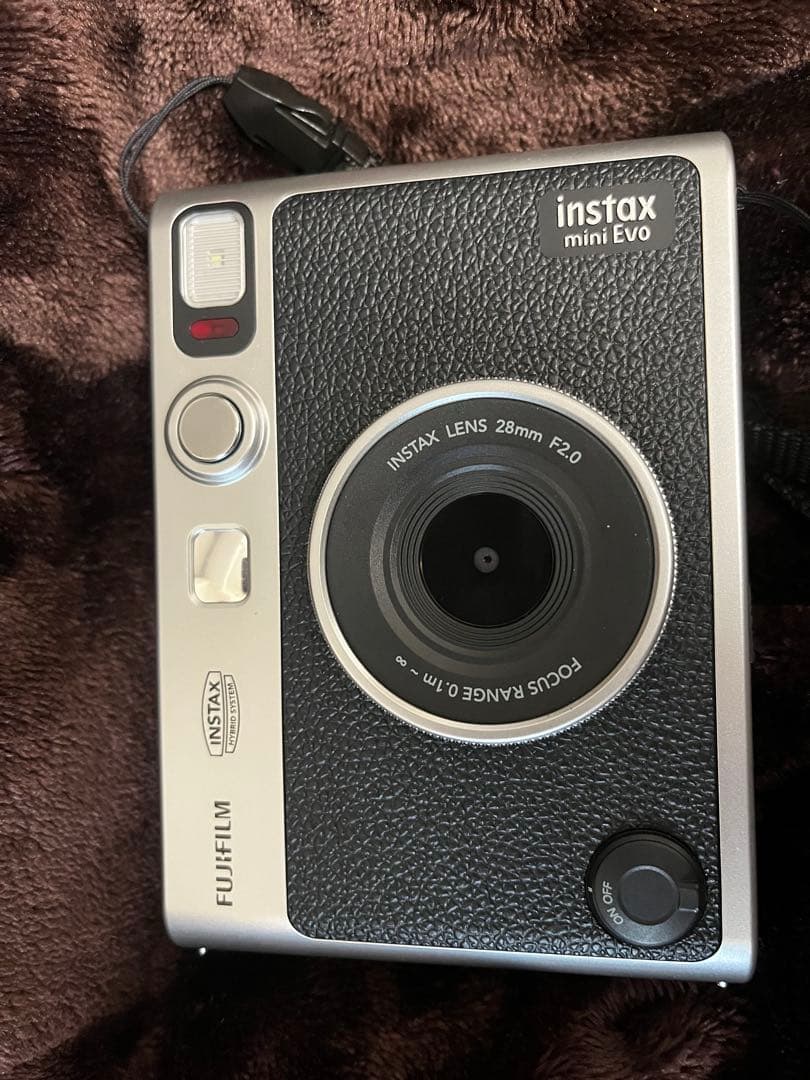 Fujifilm instax mini Evo フィルムカメラ