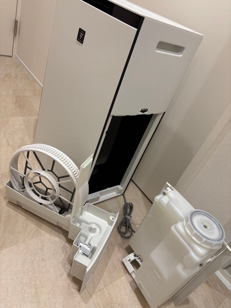 SHARP 加湿空気清浄機　KI-RX70-W 2022年製　ホワイト