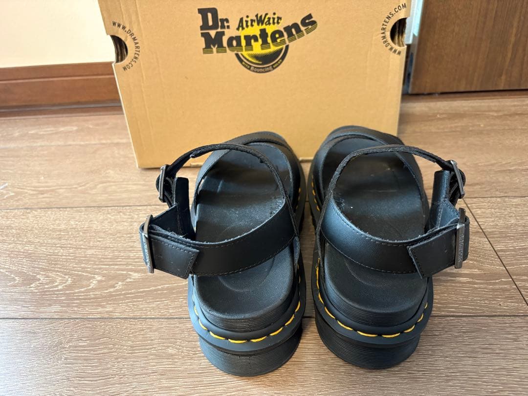 Dr. Martens Air wairサンダル25〜25.5