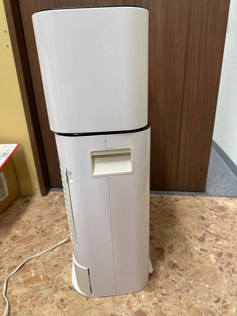 ★人気定番モデル★アイリスオーヤマ 衣類乾燥除湿機 IJD-150