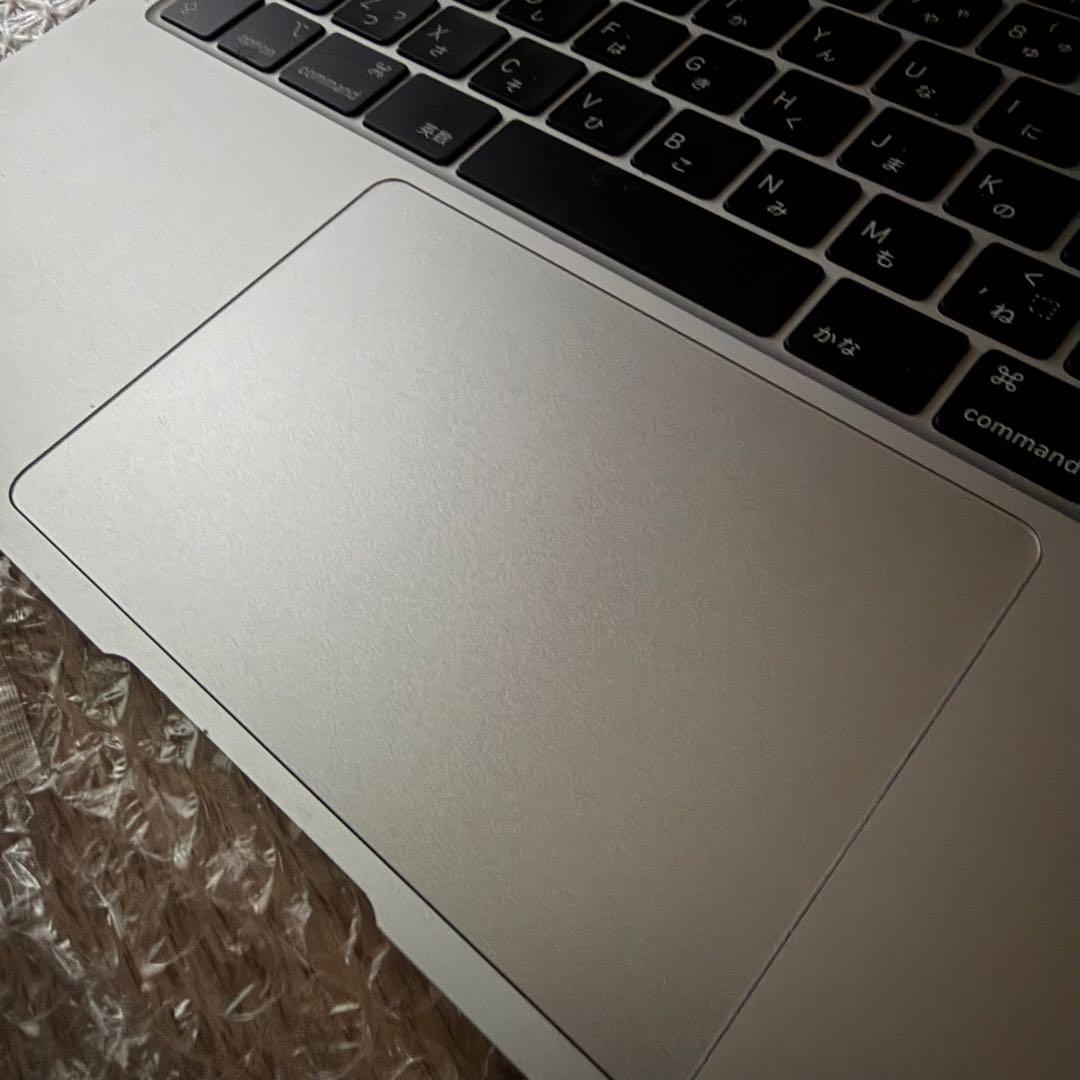 MacBook Air M1 2020 8GB/256GB バッテリー良好