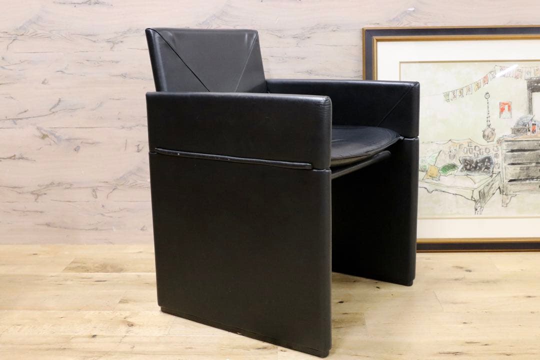 GMGK341A○Artfort / アーティフォート イージーチェア 黒