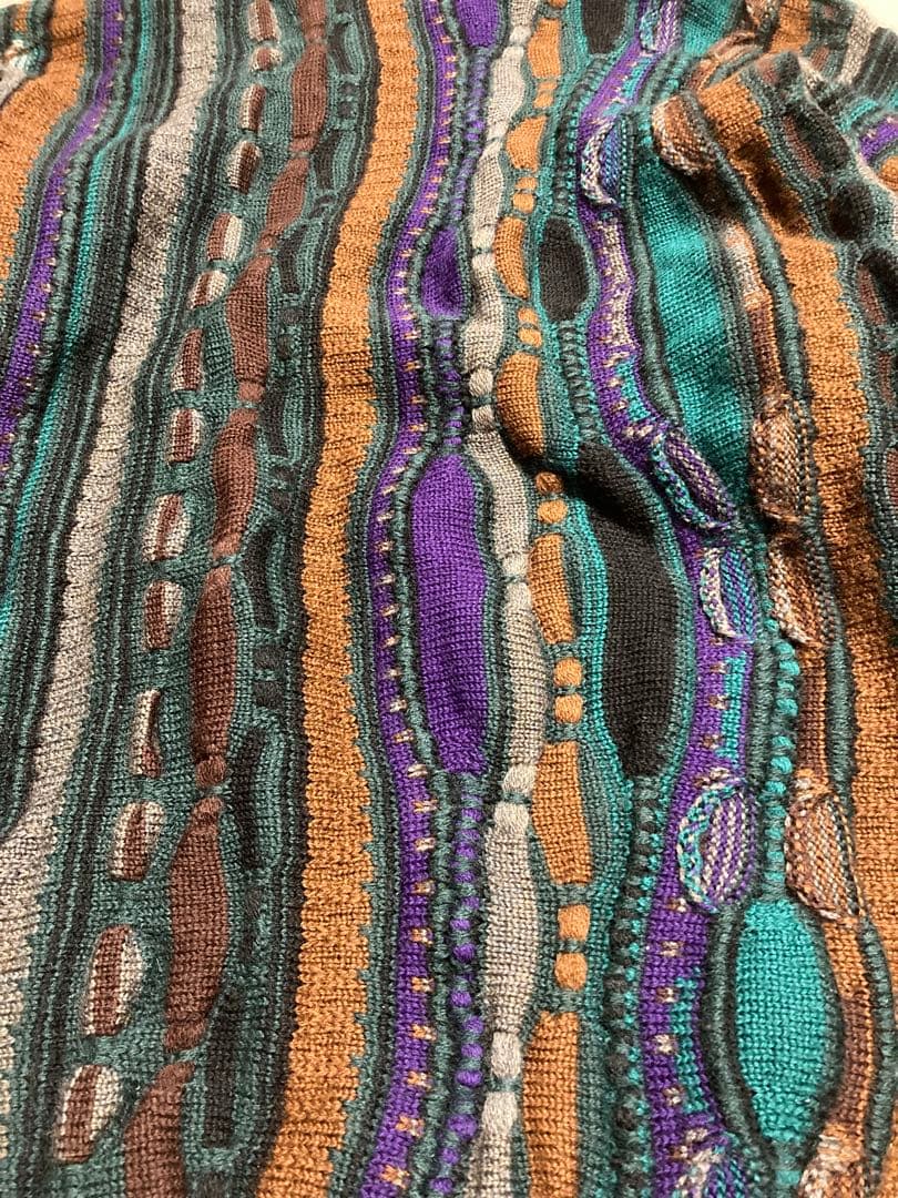 即完売 coogi クージー 3Dニット マルチカラー 総柄　ボタン取れ