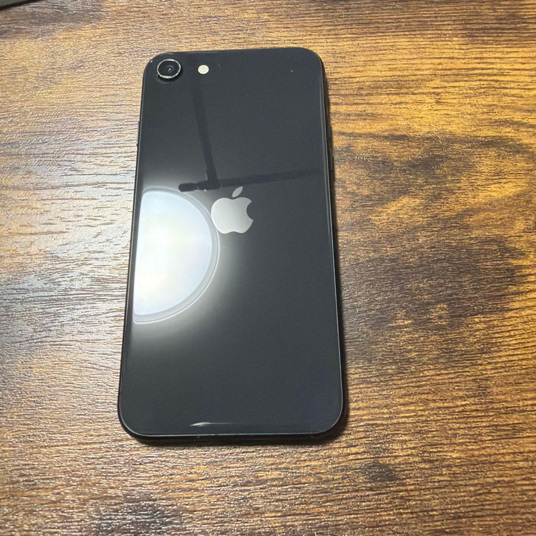 iPhone se 第二世代SIMフリー128GB