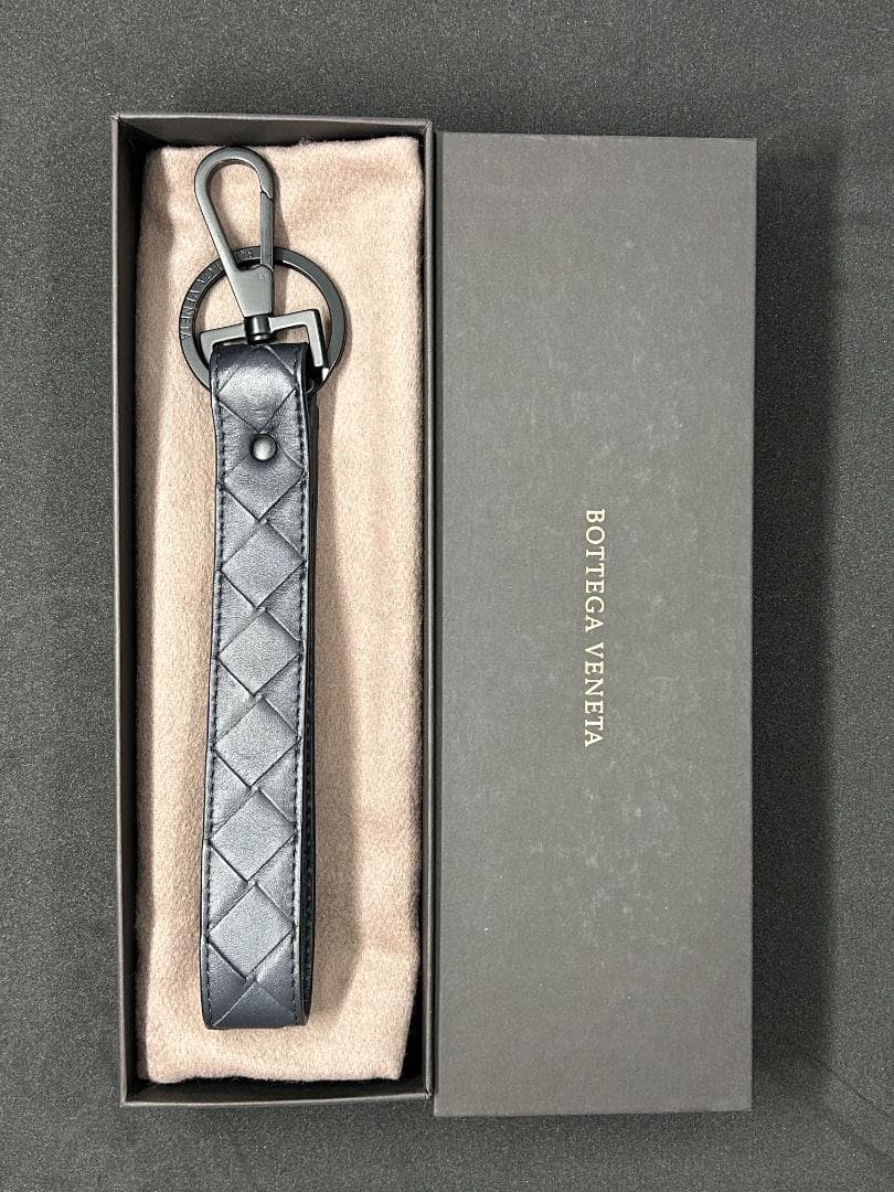 BOTTEGA VENETA(ボッテガベネタ）キーリング607492　NV