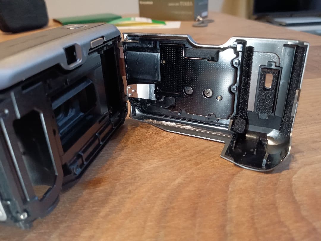 【新品電池付き】極美品 FUJIFILM CARDIA mini TIARA