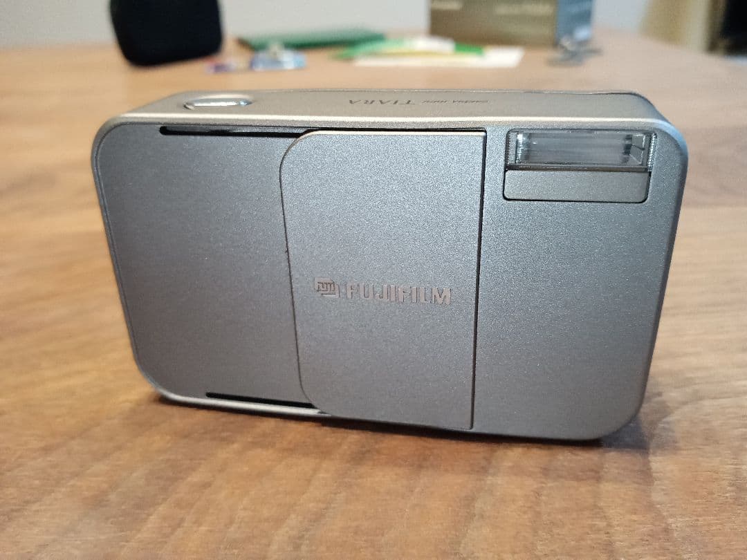 【新品電池付き】極美品 FUJIFILM CARDIA mini TIARA