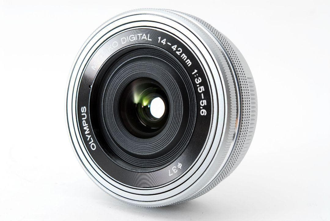 ❤ほぼ新品❤️ OLYMPUS パンケーキレンズ ❤14-42mm シルバー❤️