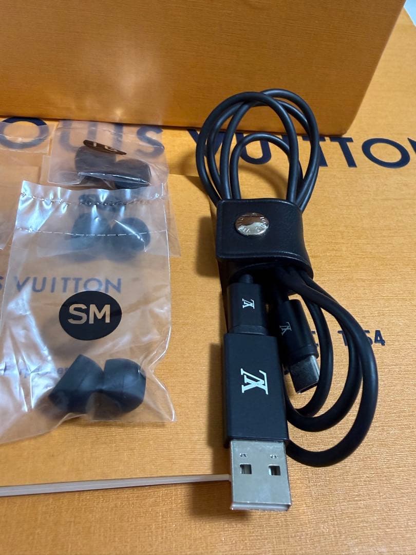 極美✨ ルイヴィトン ホライゾン モノグラム ワイヤレスイヤホン ブラック