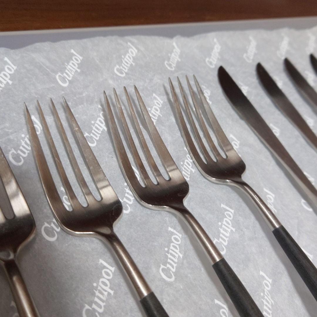 8本セット Cutipol　クチポール　NOOR②　ナイフ　フォーク　カトラリー