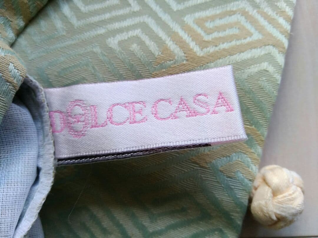 新品 ◆絹のクッションカバー ◆ シノワズリ ◆ Made in vietnam