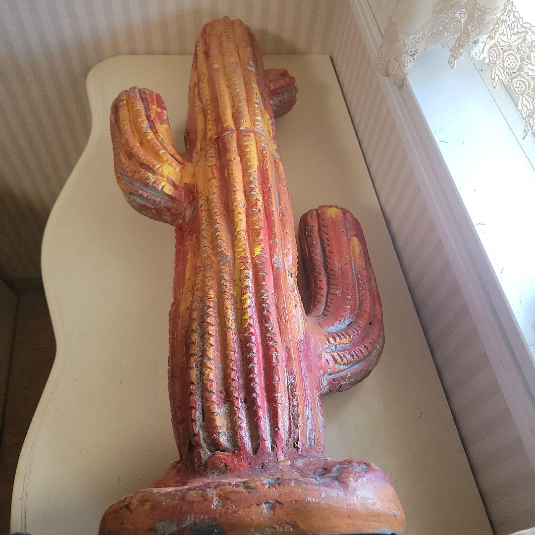 大型サボテンの置物　80cm弱　オブジェ　ガーデンor店舗等　セラミック陶器？製