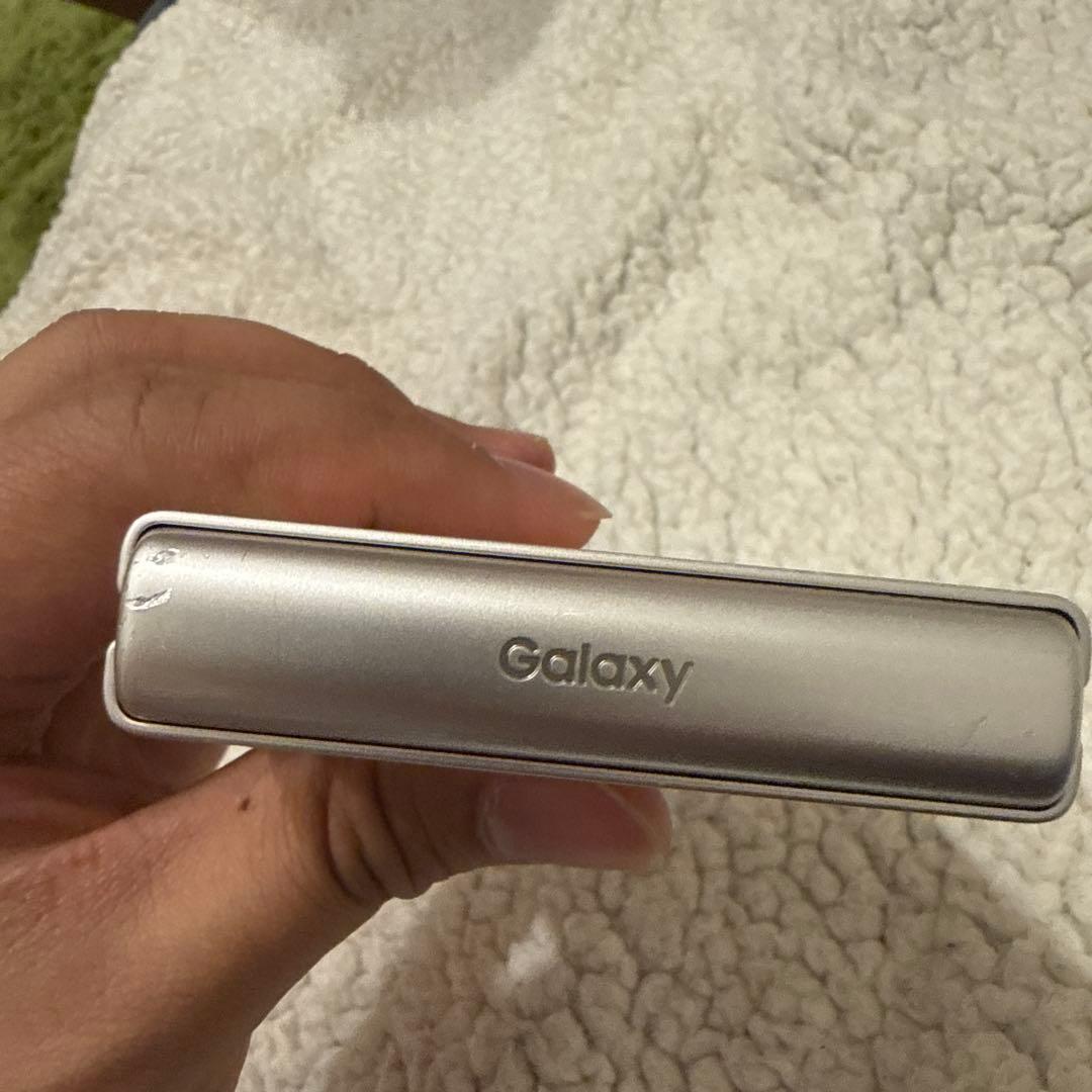 せ*ぃ様 GALAXY Z FLIP3 128GB SIMフリー