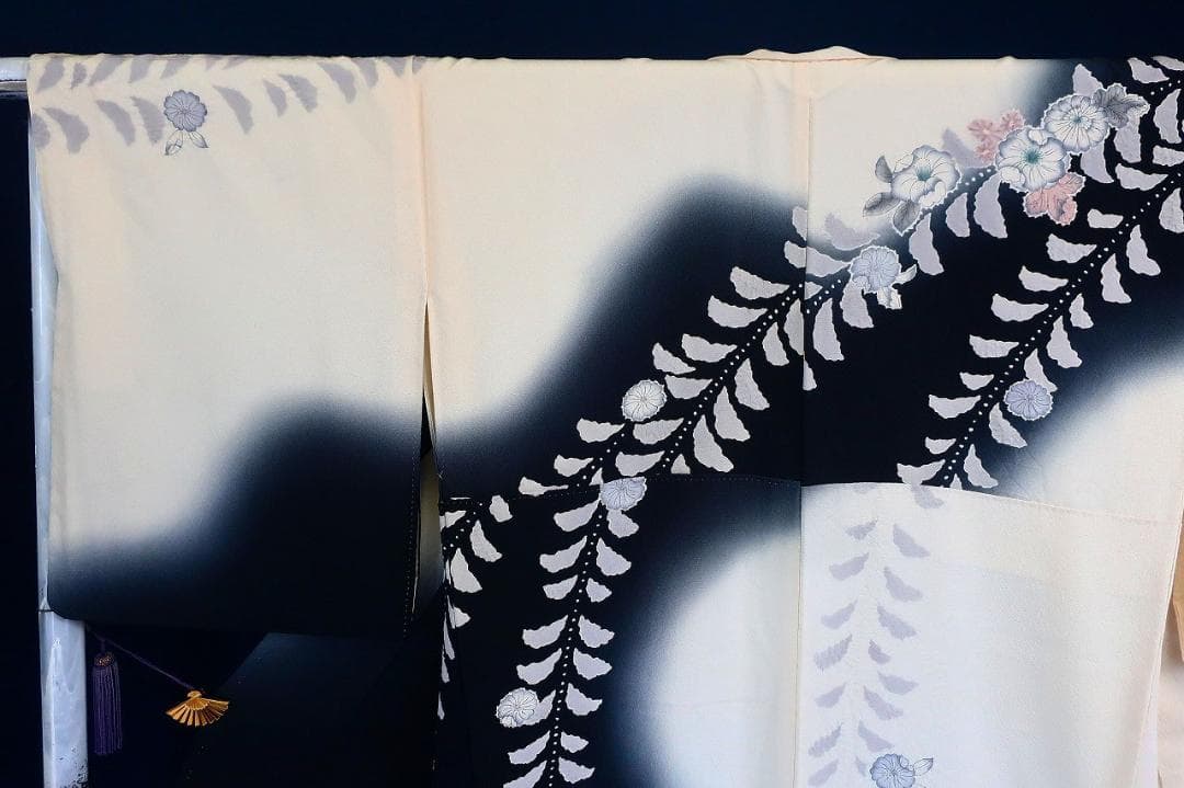 美品 訪問着 辻が花 オフホワイト 黒 モノトーン 身丈160cm 正絹