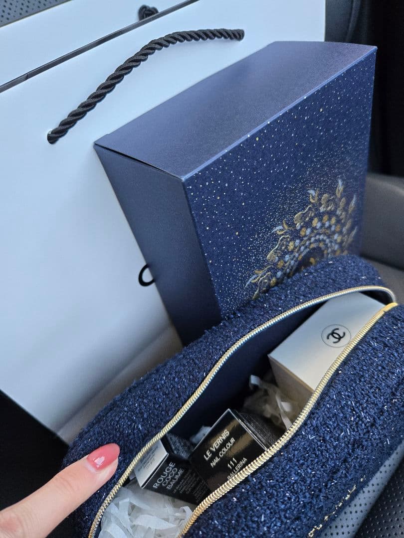 CHANEL 特別限定品2025ホリデーギフト クリスマスコフレ