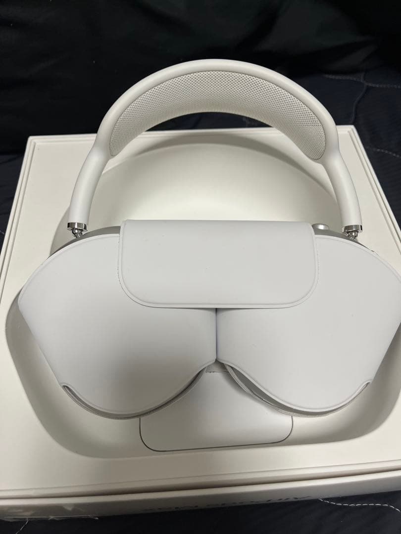 apple care保証あり　airpods max シルバー