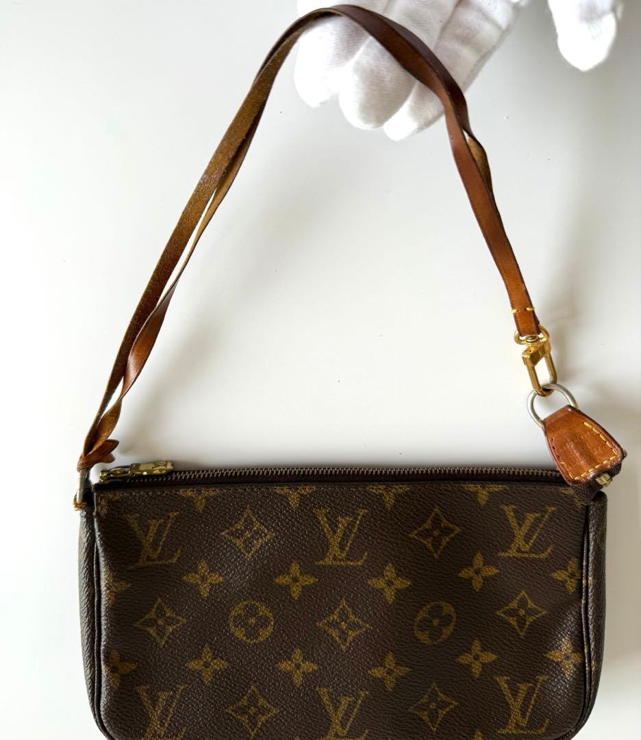 LOUIS VUITTON （ルイ・ヴィトン）ポシェット・アクセソワール