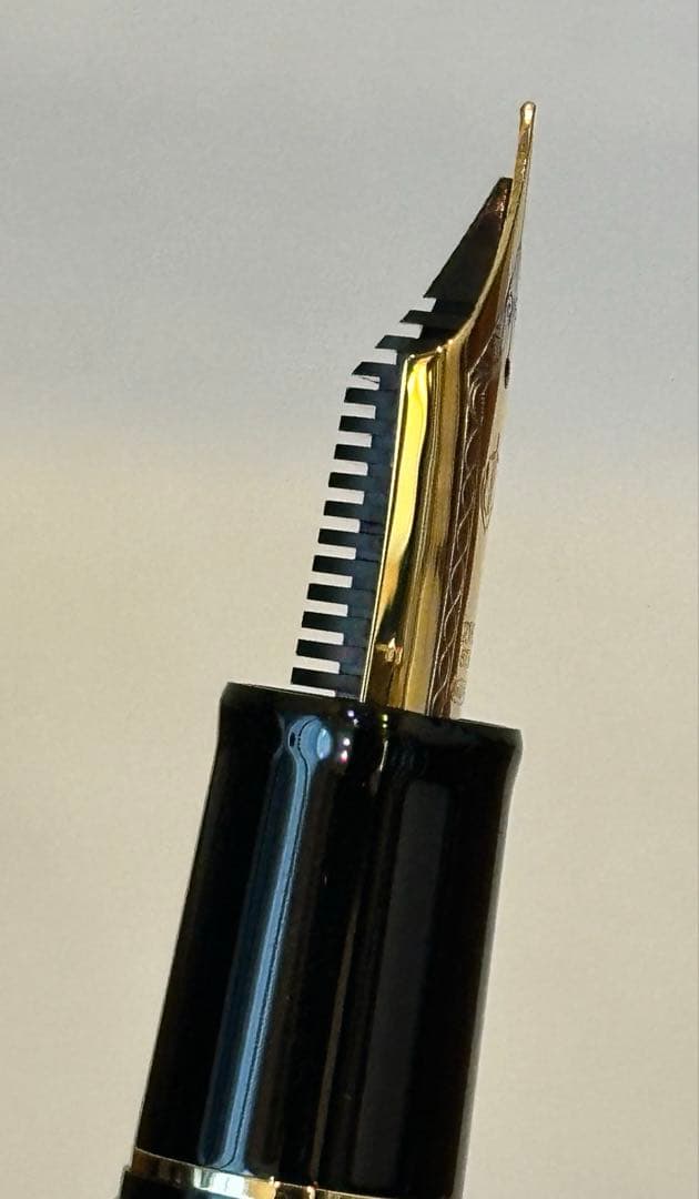 セーラー万年筆 プロフェッショナルギア金 細字(F)