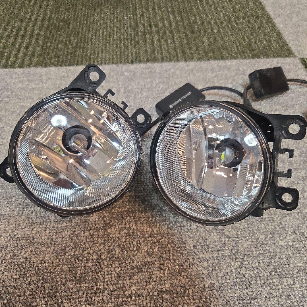 後期デリカD5　IPF製フォグクリアー101FL　ロイヤルガードバルブ付き