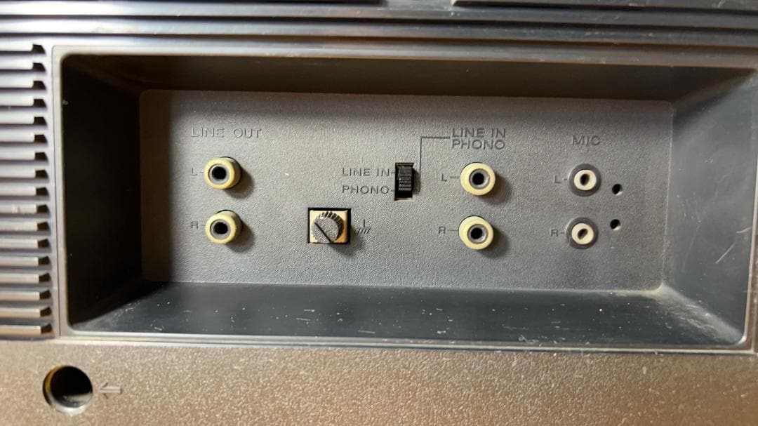 SONY レトロラジカセ　CFS-8　STEREO　ZILBA’P　　テープ