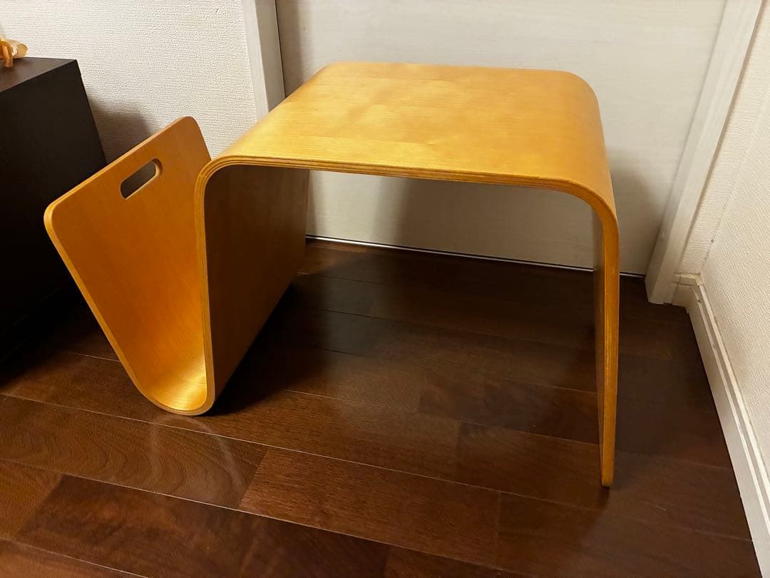 プライウッド、マガジンラック付きサイドテーブル、ミッドセンチュリー、北欧、モダン