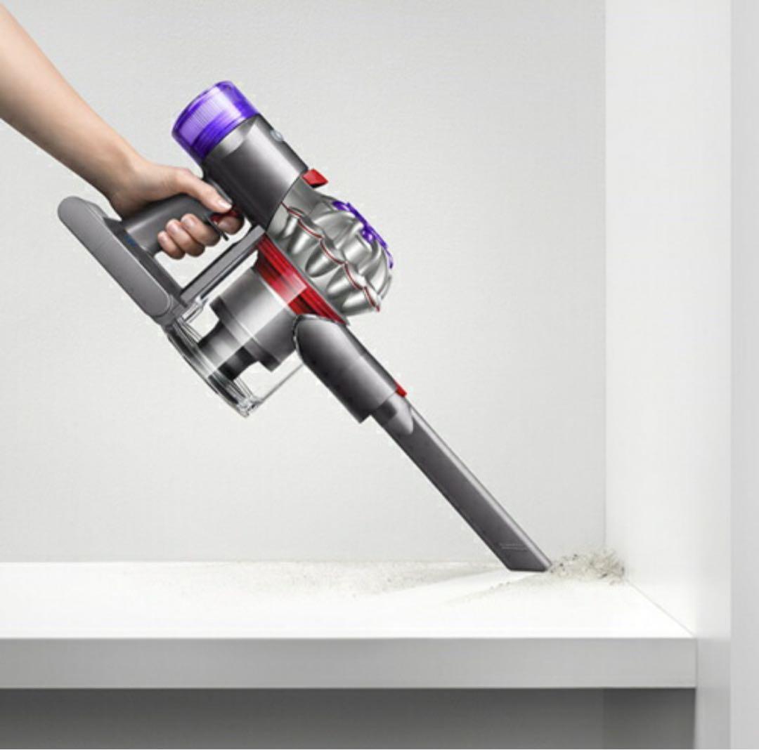 そ*う様 【美品・国内正規品】ダイソン コードレス掃除機｜ Dyson V8｜付