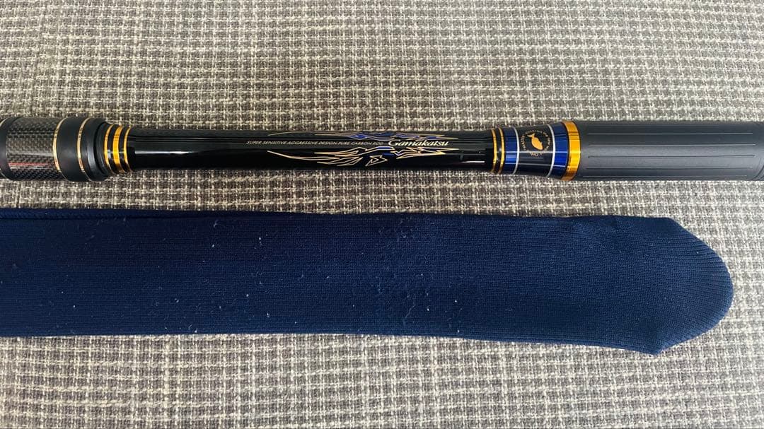 【美品】がまかつ がま磯 マスターモデル2 尾長 MH-50 バランサー付