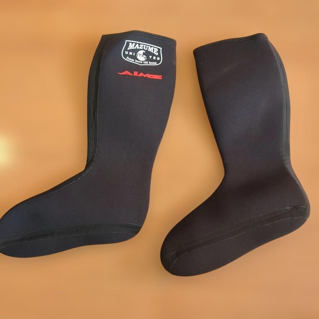 【Mサイズ】mazume x AIMS ウェットスーツ 3点セット
