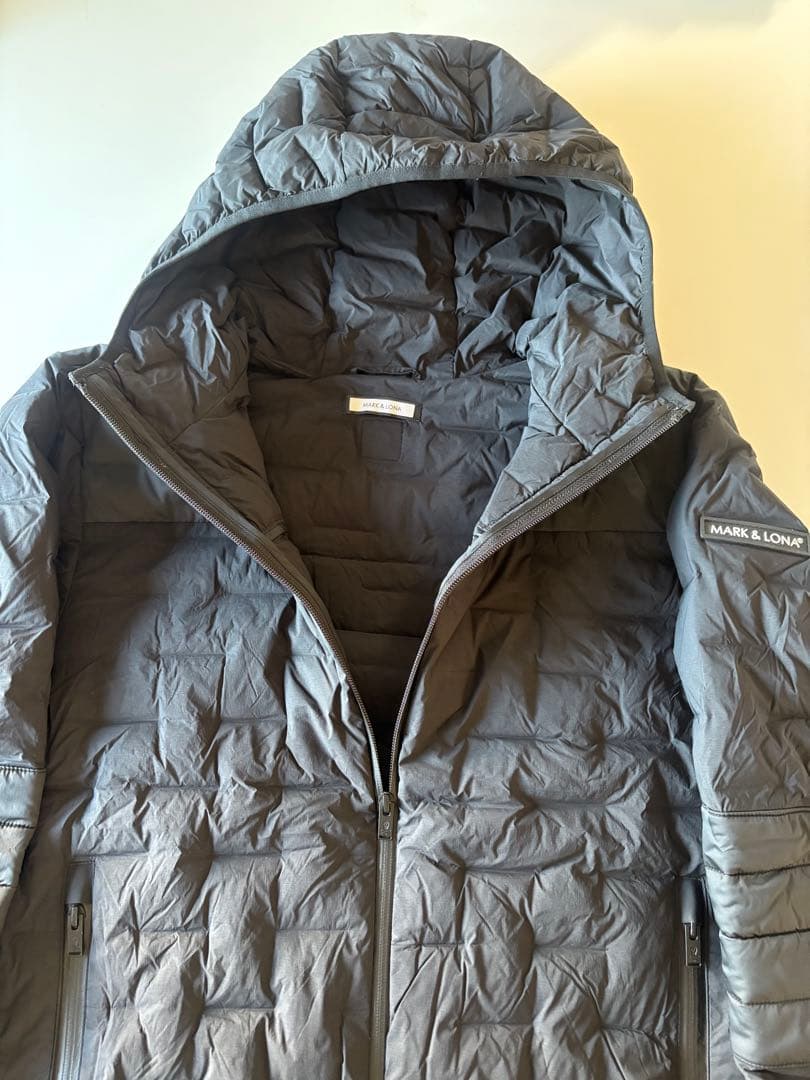 マークアンドロナ　ダウンジャケット　メンズ46サイズ